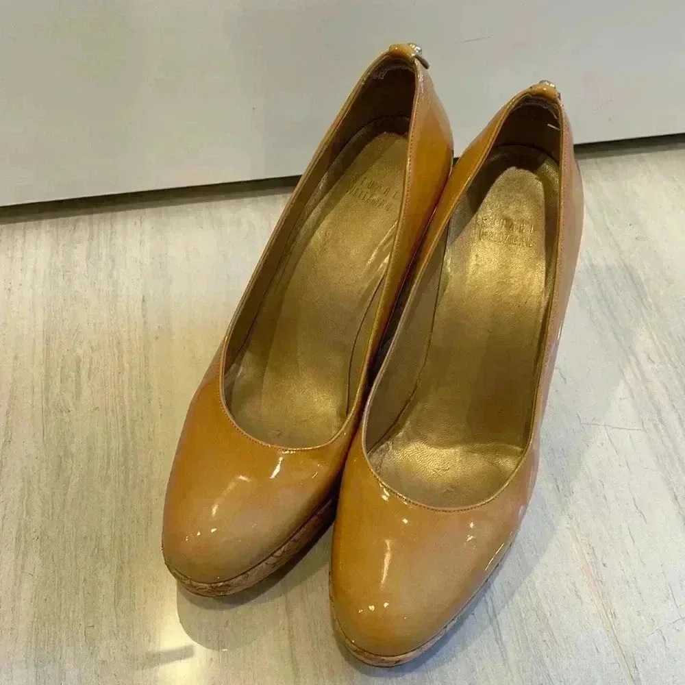 Stuart Weitzman EUC Tan Corkswoon Wedges